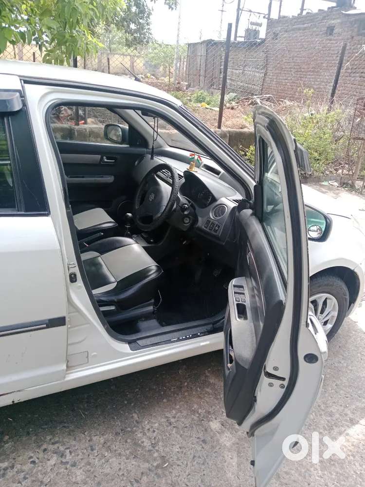 Maruti Suzuki Dzire 2009 Petrol 141000 Km Driven