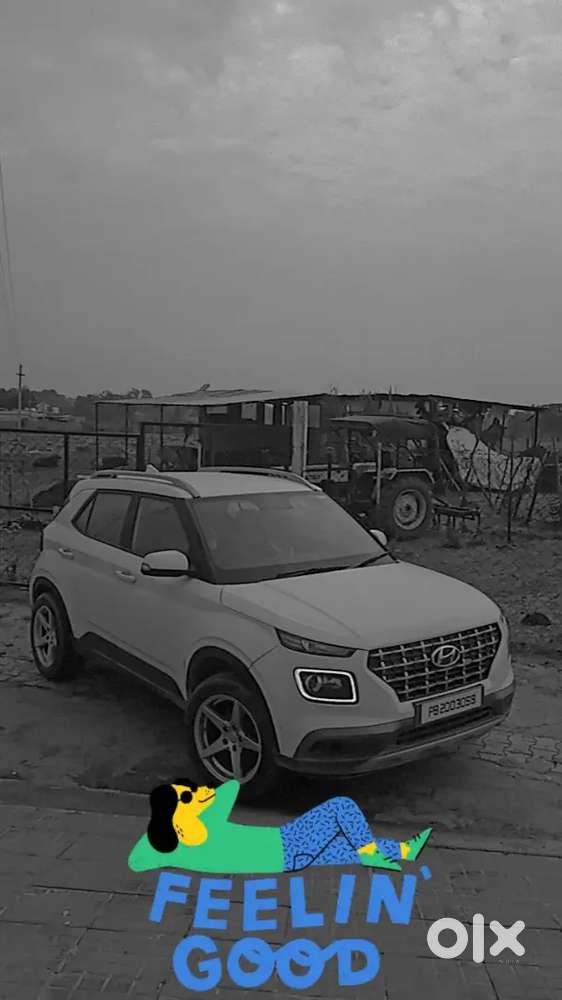 Hyundai Venue 2021 Petrol 70000 Km Drive
