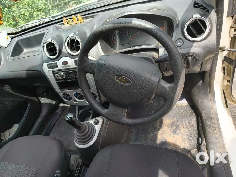 Ford Figo 2012 Petrol 100000 Km Driven