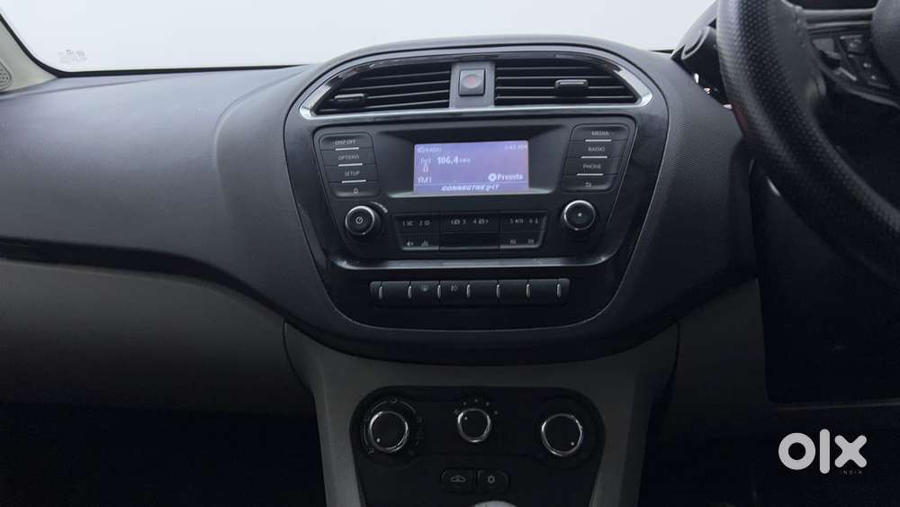 Tata Tiago Xza, 2019, Petrol