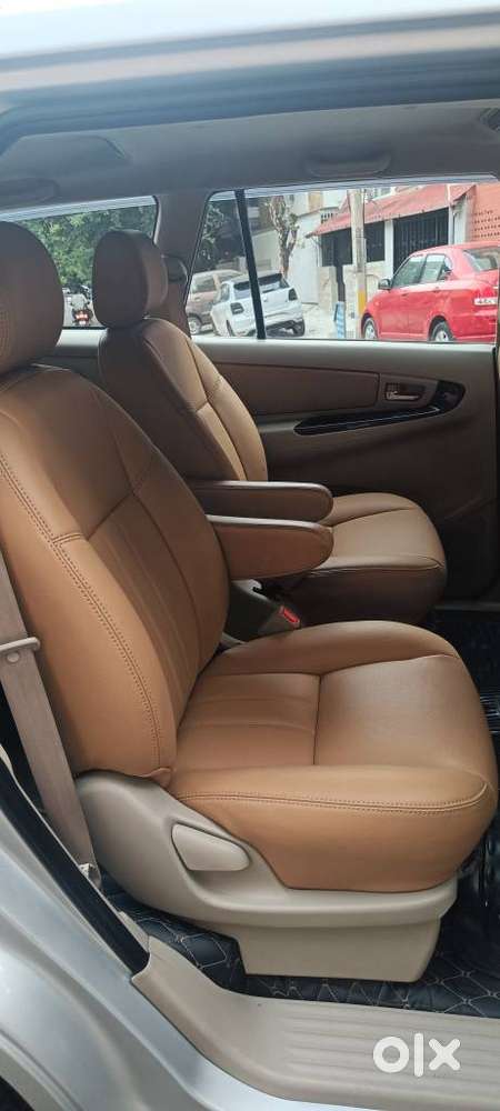 Toyota Innova 2.5 Zx Diesel 7 Seater, 2014, Diesel
