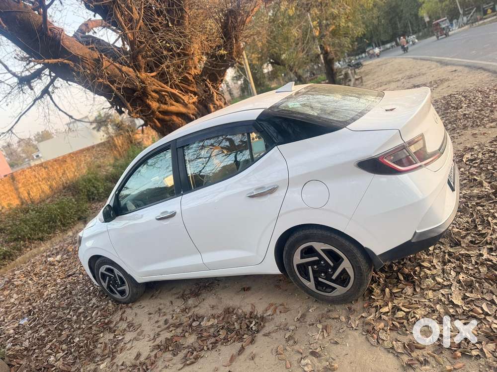 Hyundai Aura 2023 Cng & Hybrids Well Maintained