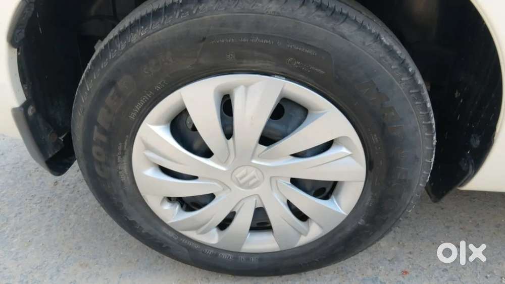 Maruti Suzuki Swift Vxi, 2024, Petrol