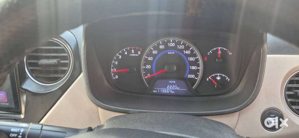Hyundai Grand I10 Sportz, 2013, Petrol
