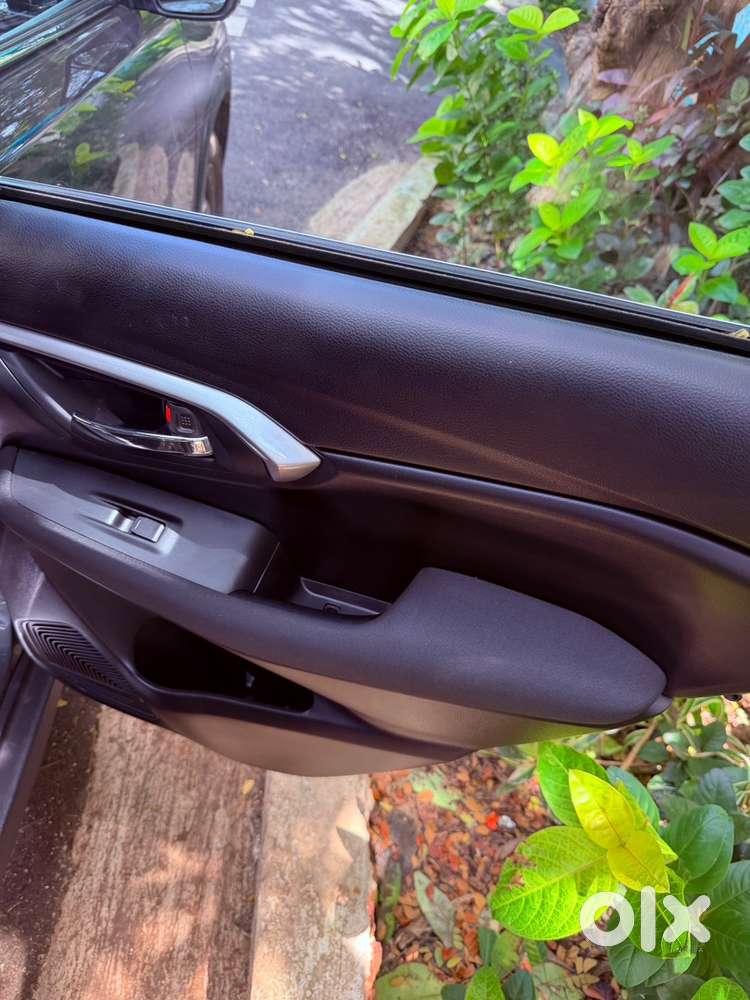 Toyota Urban Cruiser Hyryder Petrol Manual 2024