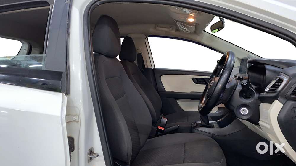 Tata Altroz 1.5 Xm Plus Diesel, 2022, Diesel