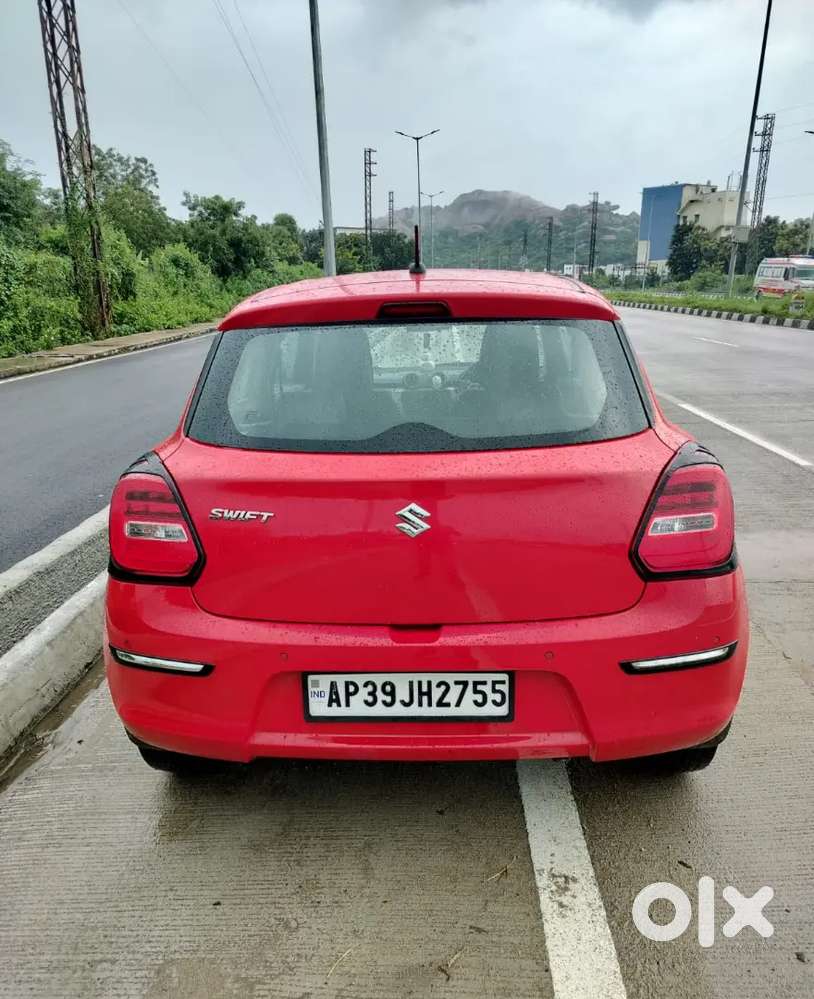Maruti Suzuki Swift Vxi 2021