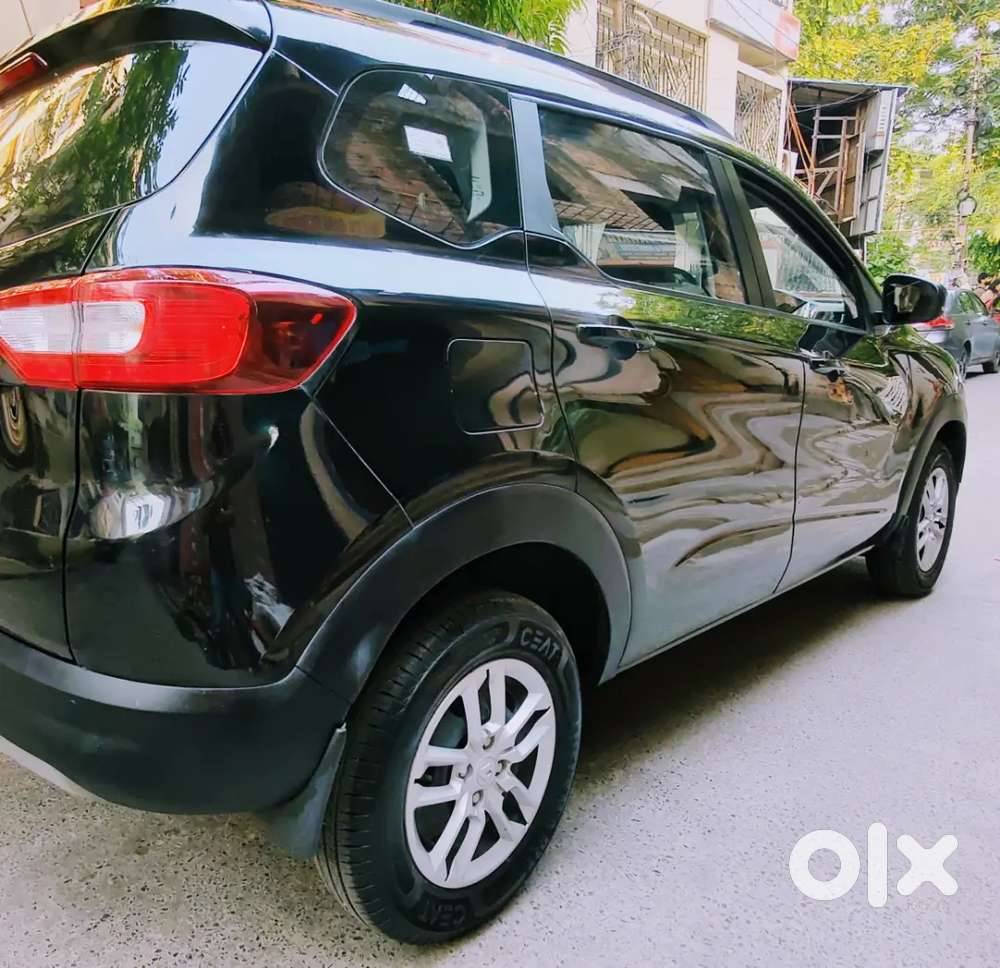 2024 Renault Triber Rxt  4,000 Km Only  Showroom Like Condition