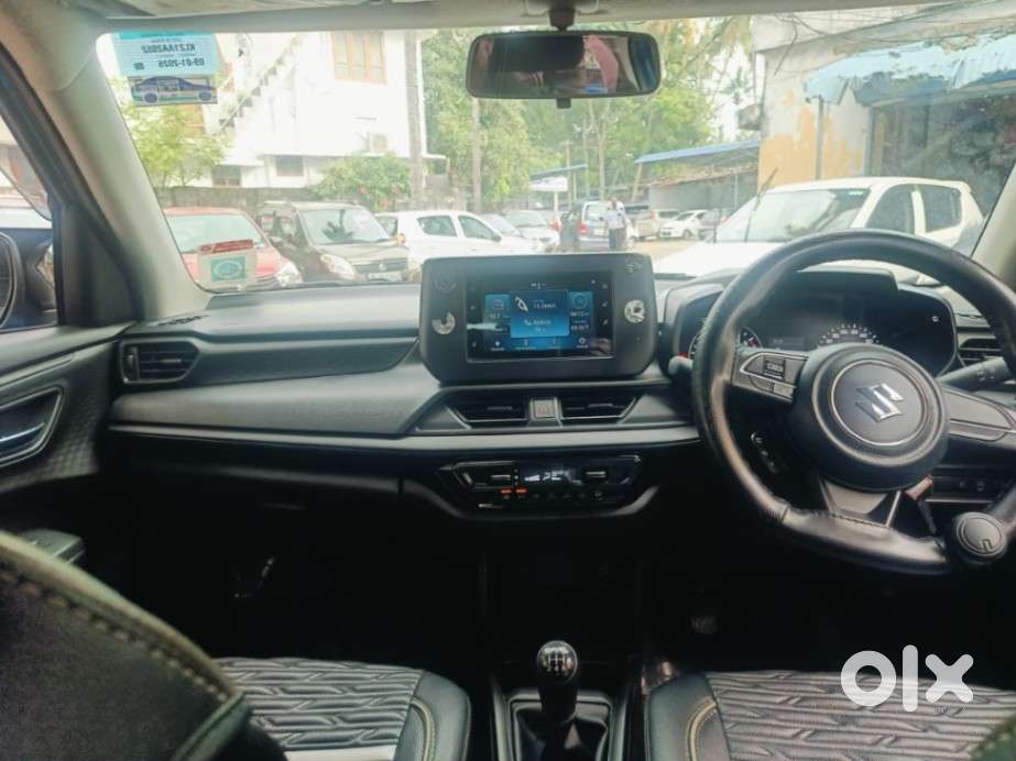 Maruti Suzuki Swift 1.2 Vxi (o), 2024, Petrol