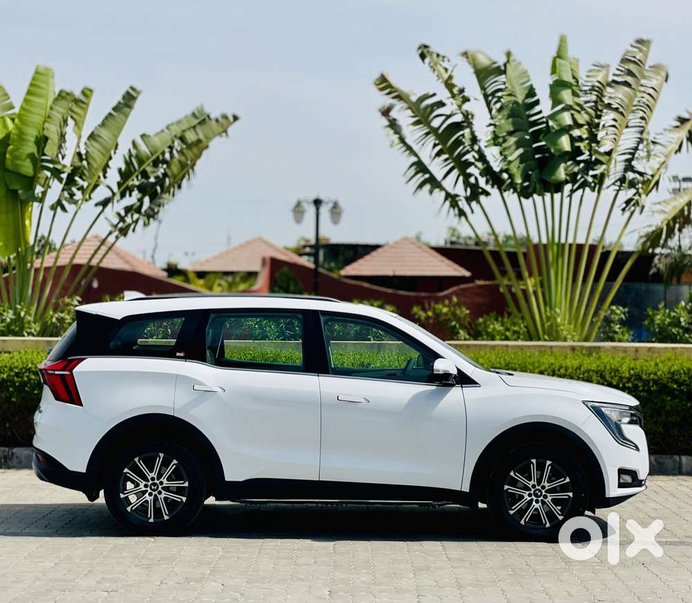 Mahindra Xuv700 2.2 Ax 7 Diesel Mt Luxury Pack Str, 2023, Diesel