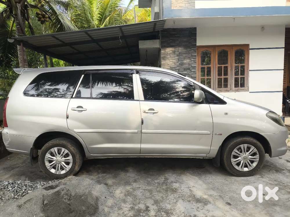Toyota Innova 2008 Original Kerala Company Service Good Condition