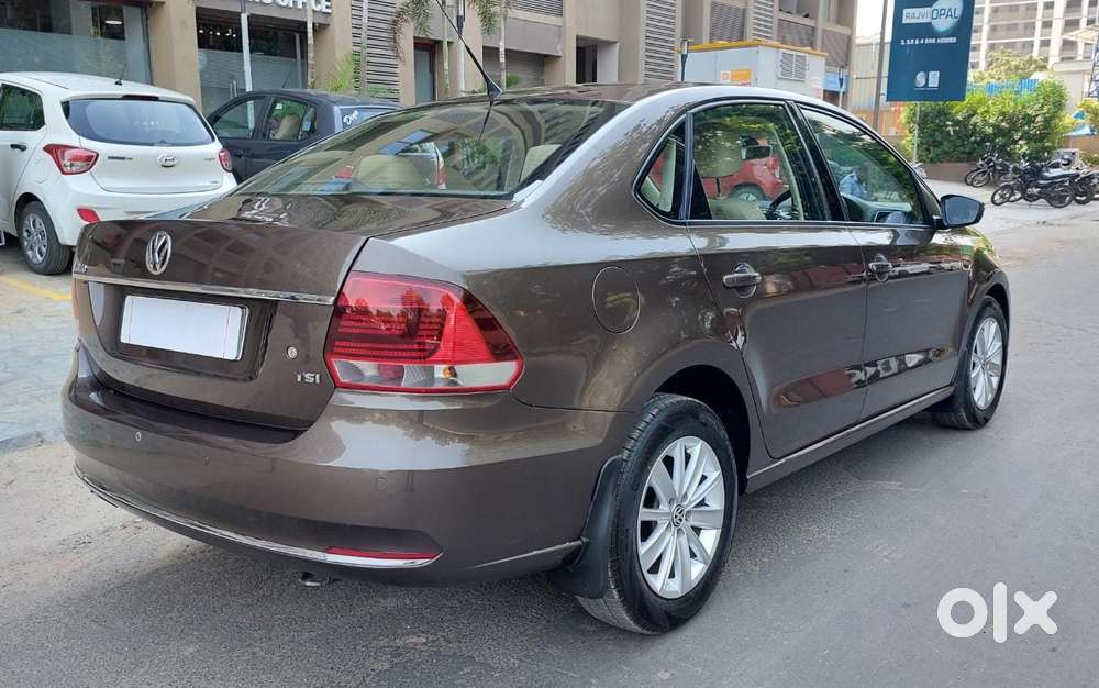 Volkswagen Vento 1.2 Tsi Highline Plus At, 2017, Petrol