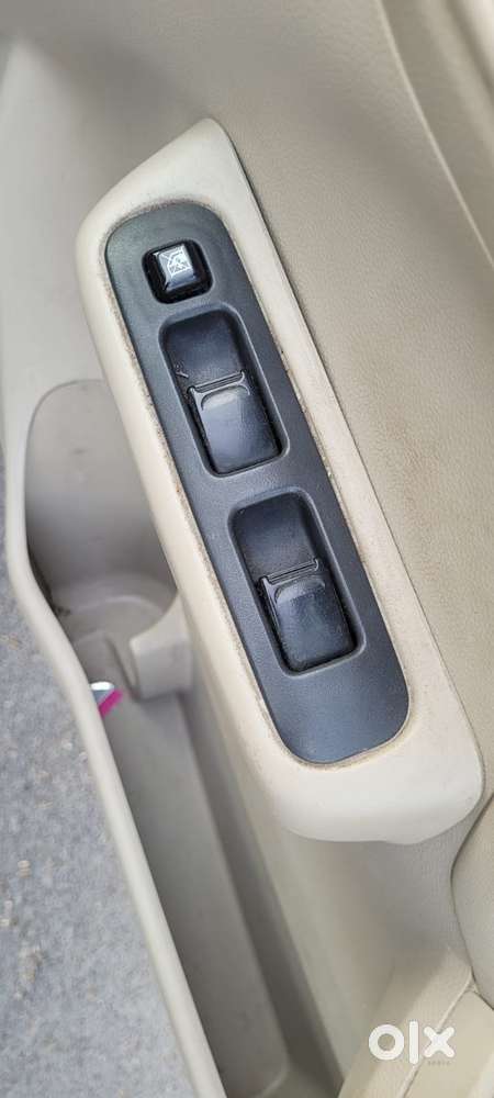 Maruti Suzuki Swift Dzire Lxi Option, 2019, Petrol