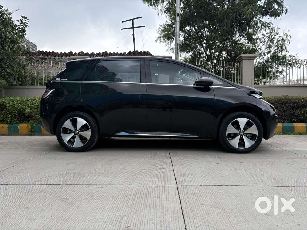 Mg Windsor Ev Essence, 2025, Electric