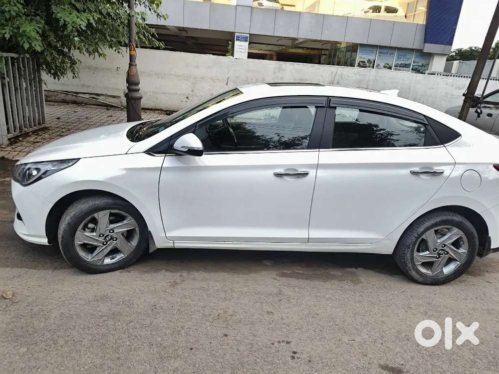 Hyundai Verna 2023 Diesel Well Maintained