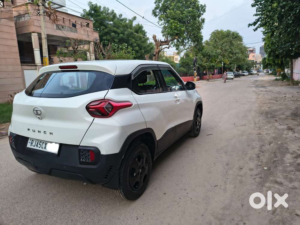 Tata Punch Accomplished Amt, 2023, Petrol