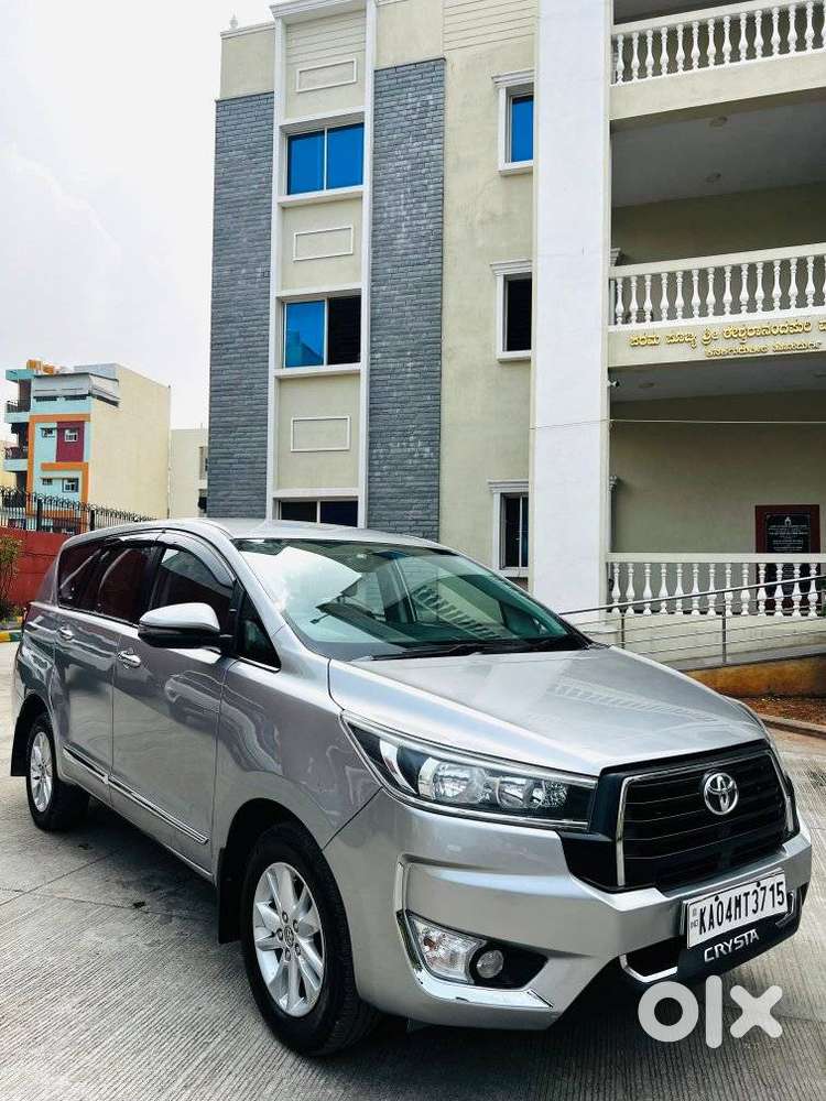 Toyota Innova Crysta 2.4 G Mt 7 Str, 2017, Diesel