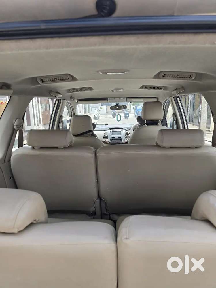 Toyota Innova 2.5 Vx 2013 With Showroom History
