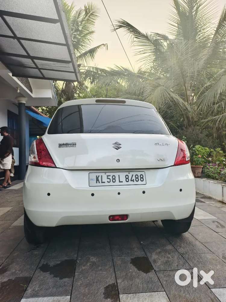Maruti Suzuki Swift 2014 Petrol 80000 Km Driven