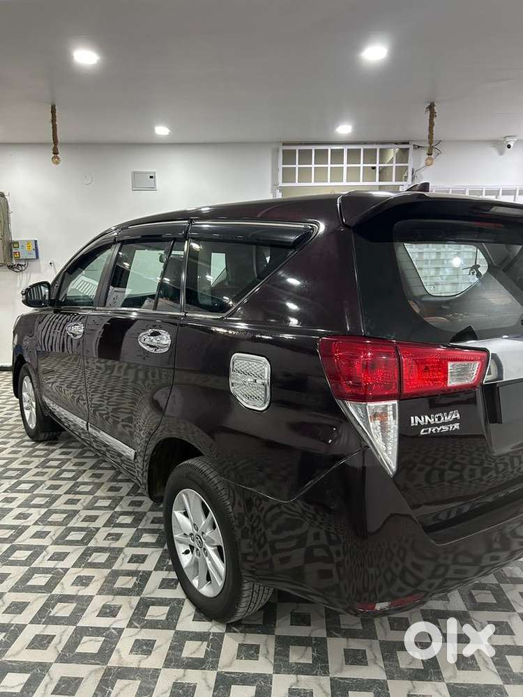 Toyota Innova Crysta 2018 Diesel 83000 Km Driven