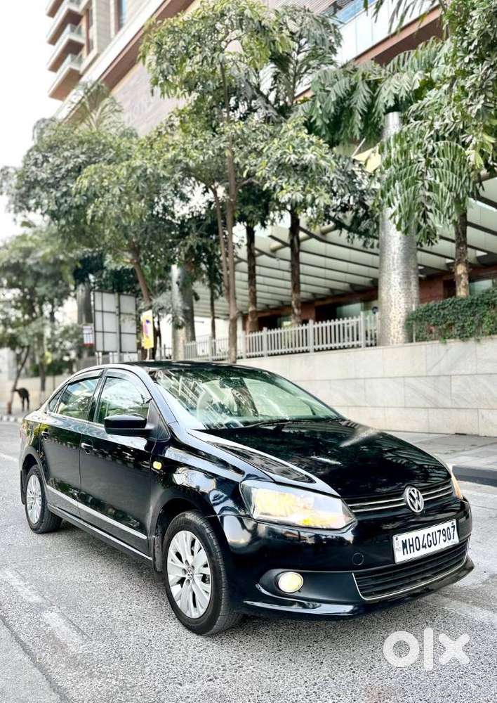 Volkswagen Vento 1.5 Highline Plus At 16 Alloy, 2015, Petrol