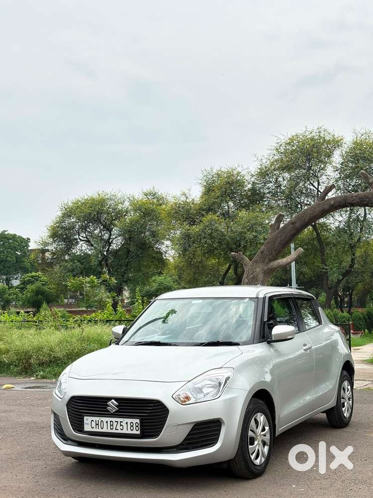 Maruti Suzuki Swift Vxi + Manual, 2020, Petrol