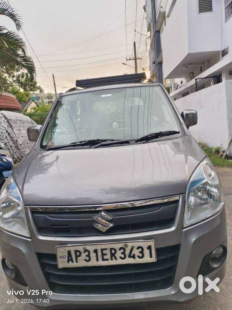 Maruti Suzuki Wagon R 1.0 Vxi Plus (o) Amt, 2018, Petrol