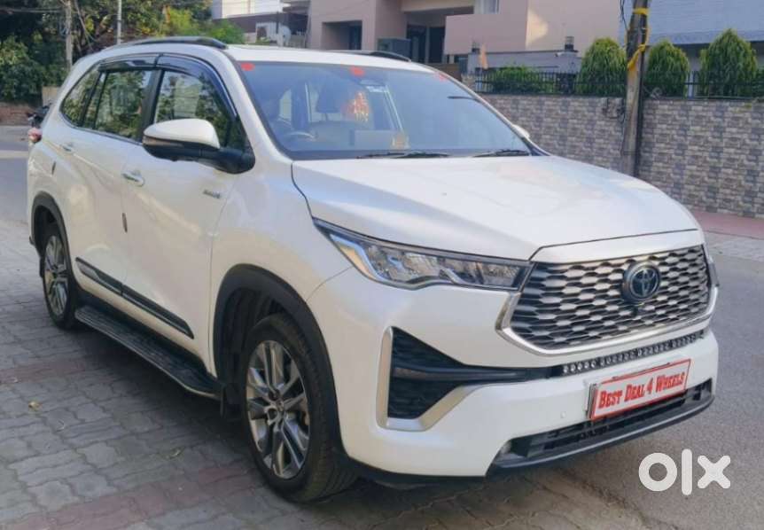Toyota Innova Hycross 2.0 Zx Hybrid 7 Str, 2024, Cng & Hybrids