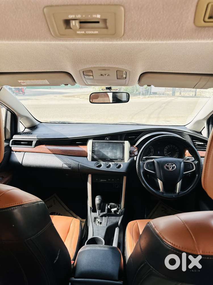 Toyota Innova Crysta 2.8 Gx At 7 Str, 2017, Diesel