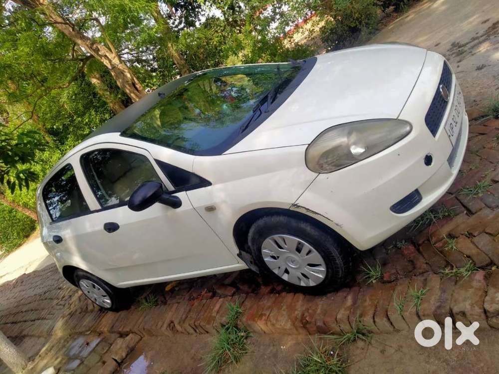 Fiat Grande Punto 2010 Petrol 50000 Km Driven