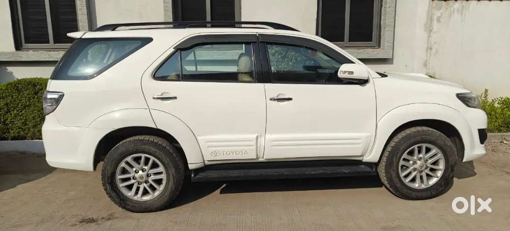 Toyota Fortuner Diesel 2013