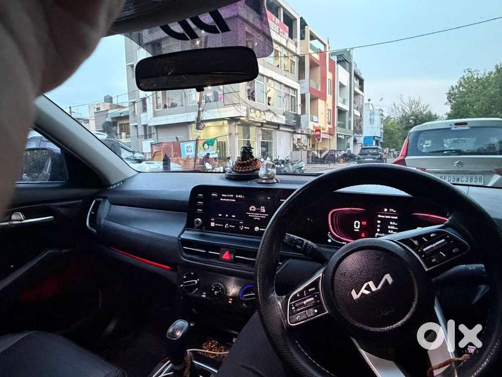 Kia Seltos 2025 Petrol Well Maintained