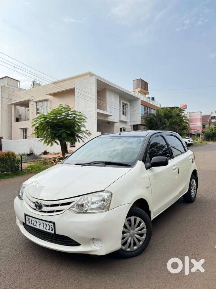 Toyota Etios Liva 2011-2012 G, 2012, Petrol