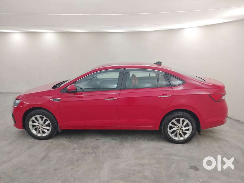 Skoda Slavia Ambition 1.0l Tsi At, 2022, Petrol