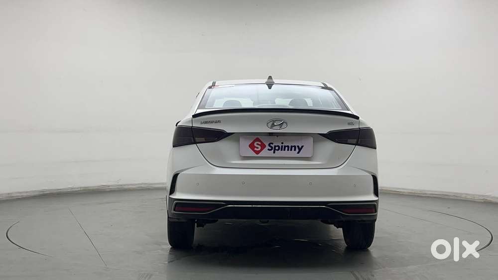 Hyundai Verna 1.5 Sx Ivt, 2021, Petrol
