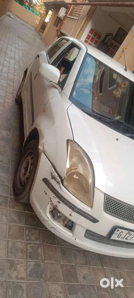 Maruti Suzuki Swift 2011 Petrol 108000 Km Driven