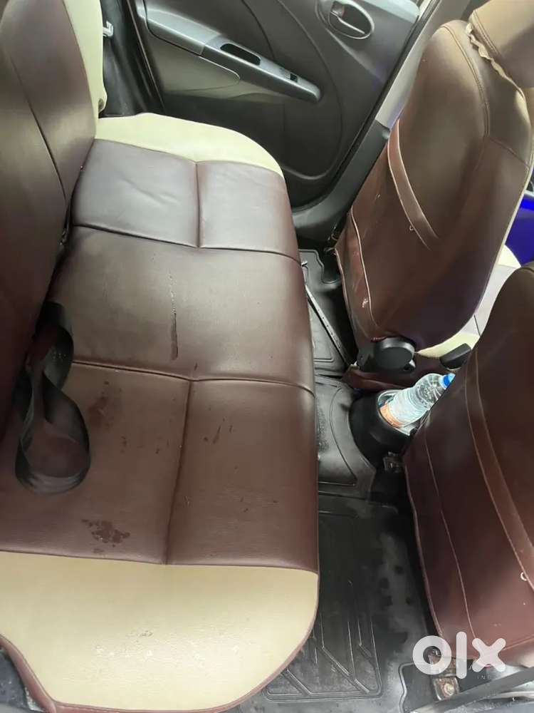 Toyota Etios Liva 2013