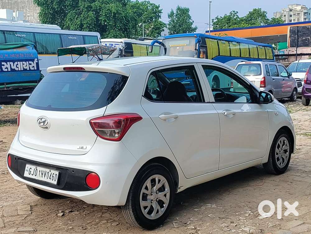 Hyundai Grand I10 2016-2017 Sportz, 2017, Petrol