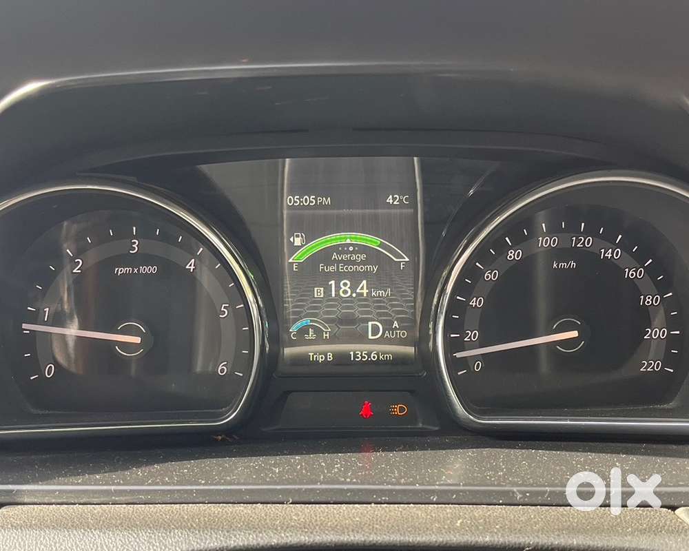 Tata Hexa Diesel 2018 Automatic With 17-18 Kmpl Milage