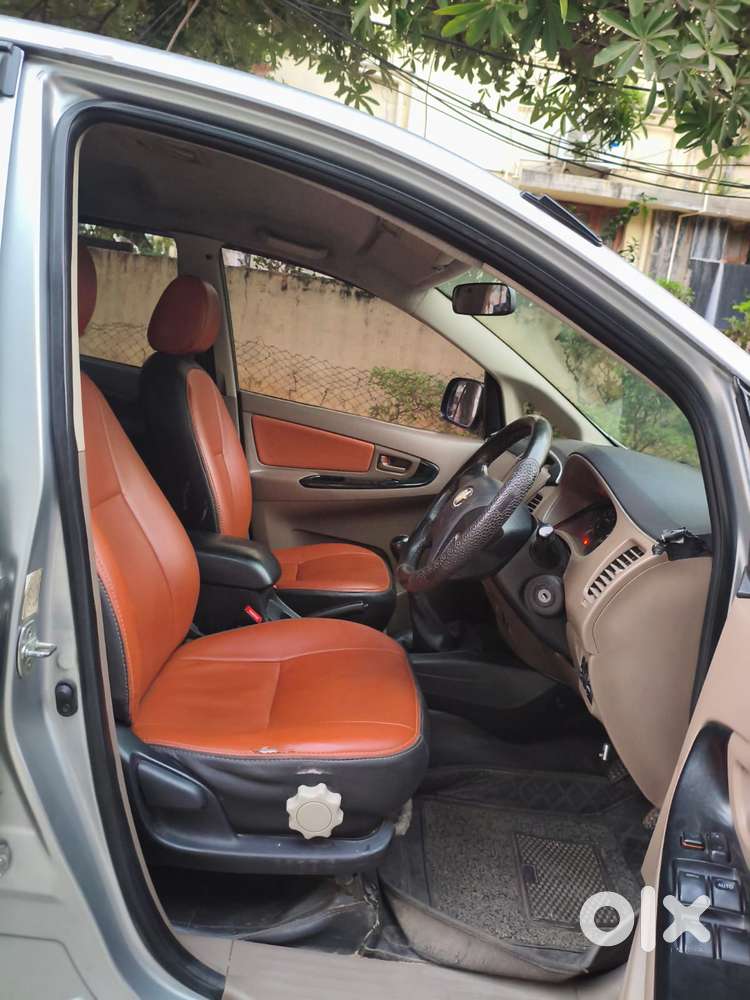 Toyota Innova 2.5 G (diesel) 7 Seater, 2016, Diesel