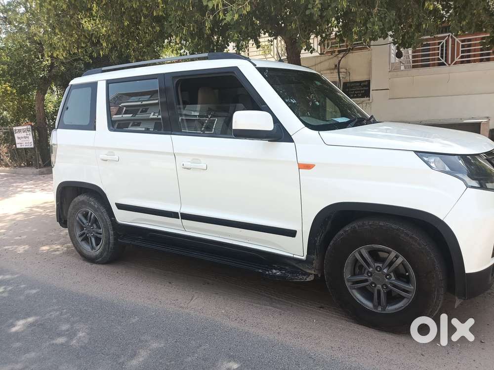 Mahindra Tuv 300 T10, 2019, Diesel
