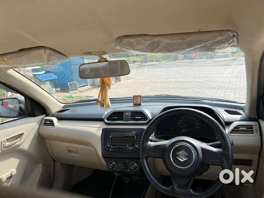 Maruti Suzuki Swift Dzire Lxi Optional-o, 2017, Petrol