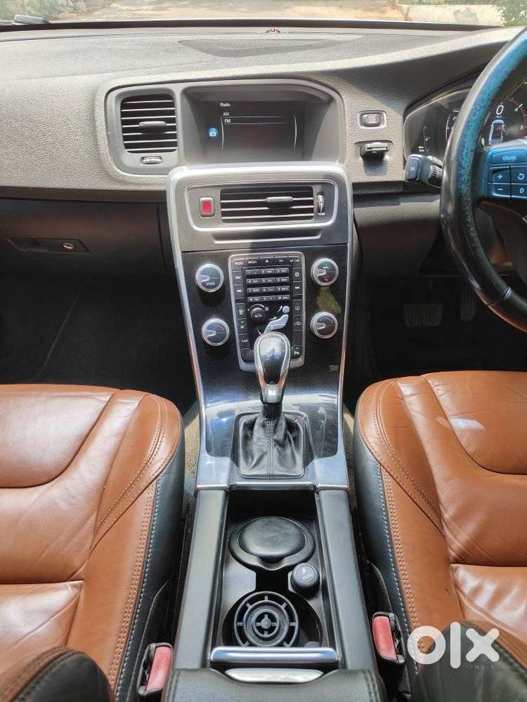 Volvo S60 D5 Kinetic, 2015, Diesel