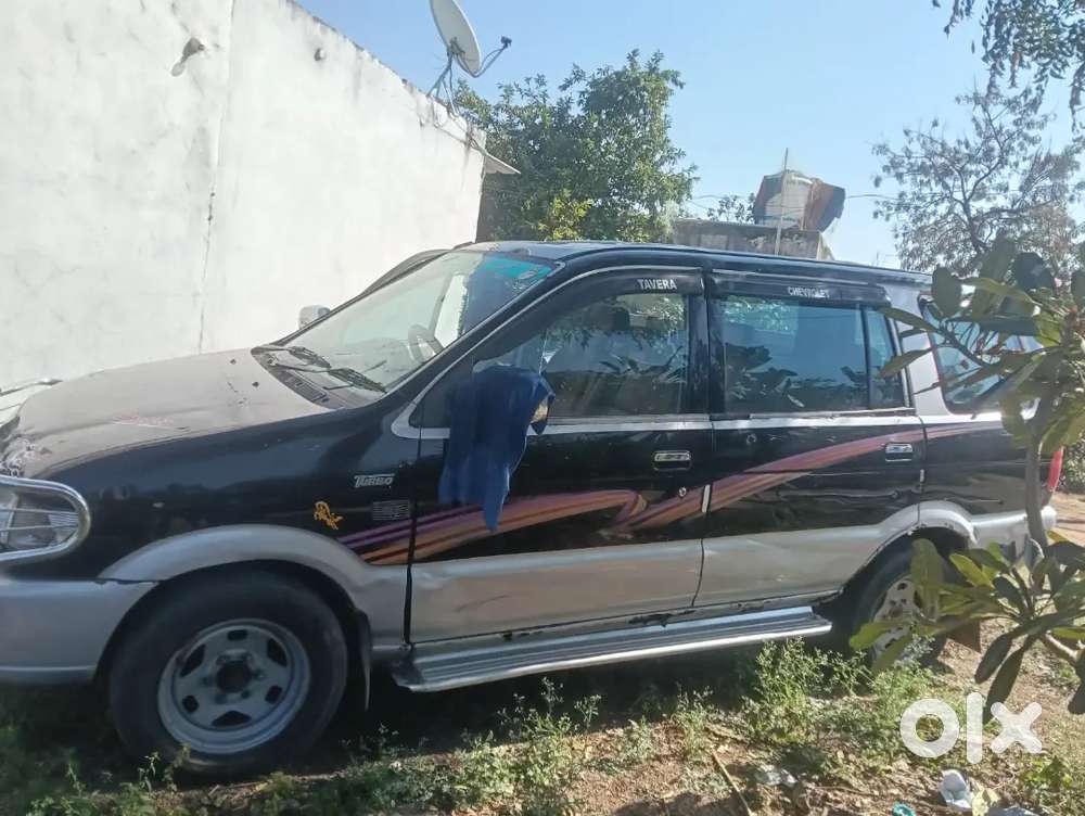 Chevrolet Tavera 2005