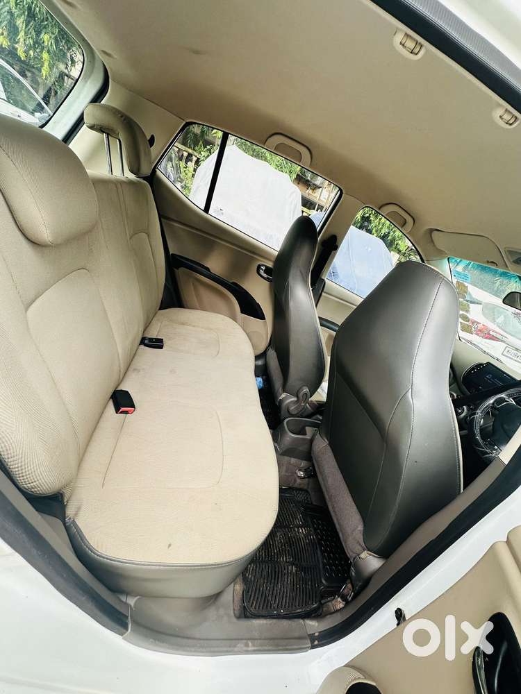 Hyundai I10 Sportz At, 2011, Petrol