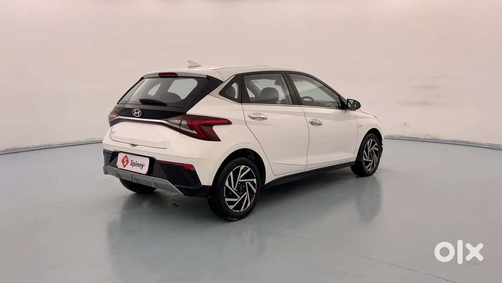 Hyundai New I20 1.2 Asta (o) Ivt, 2024, Petrol