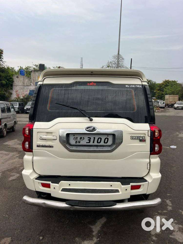 Mahindra Scorpio S10, 2016, Diesel