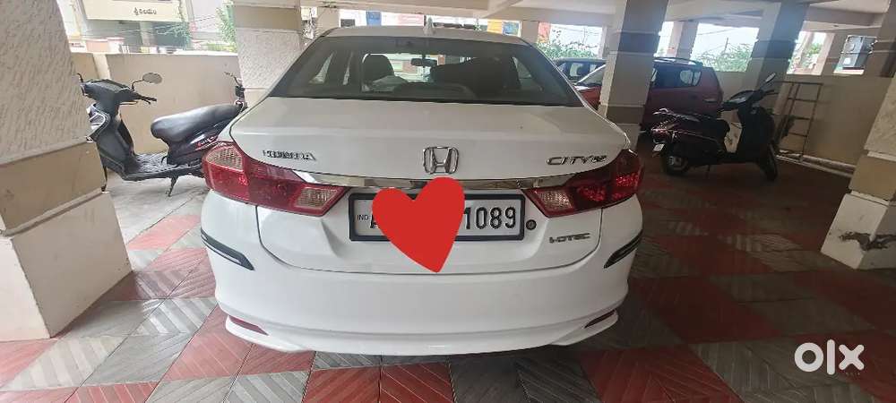 Honda City 1.5 V 2015