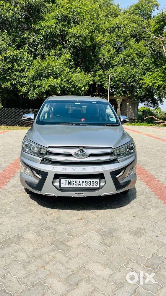 Toyota Innova Crysta 2.4 V 8 Str, 2017, Diesel
