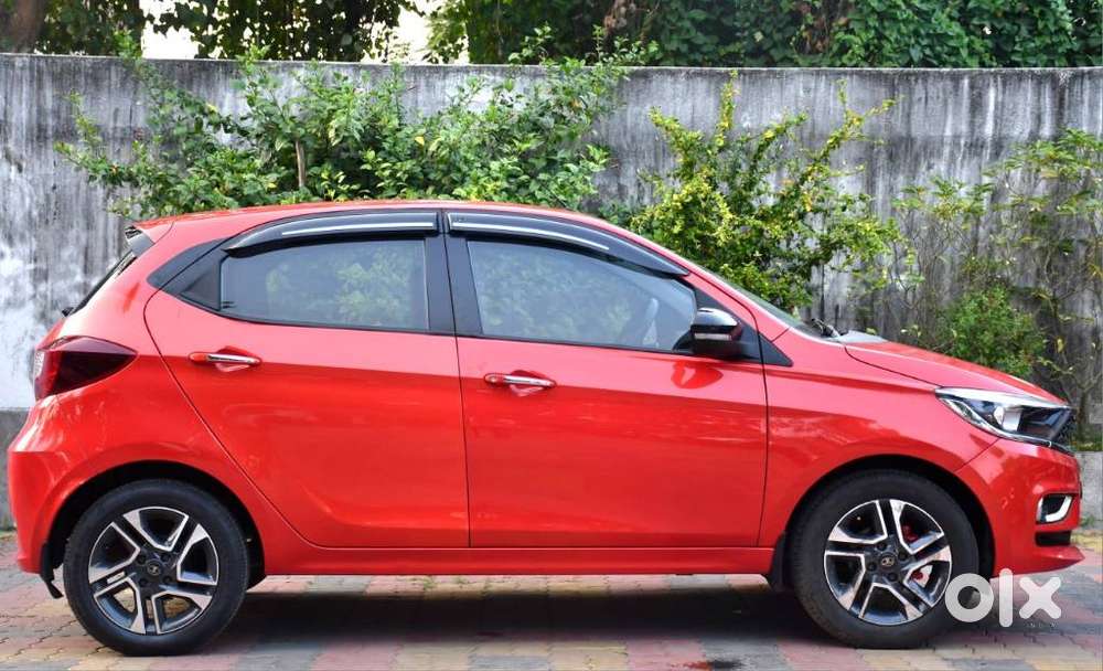 Tata Tiago, 2024, Petrol